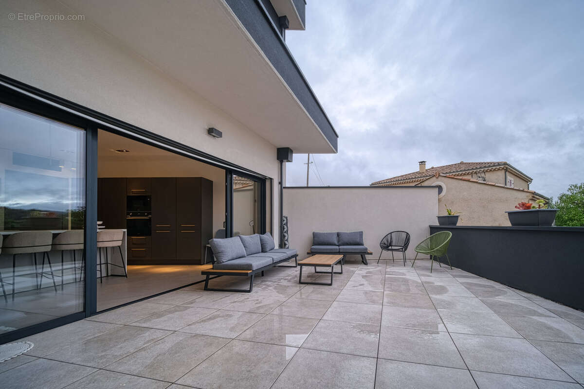 Maison à SAINT-SYMPHORIEN-SOUS-CHOMERAC