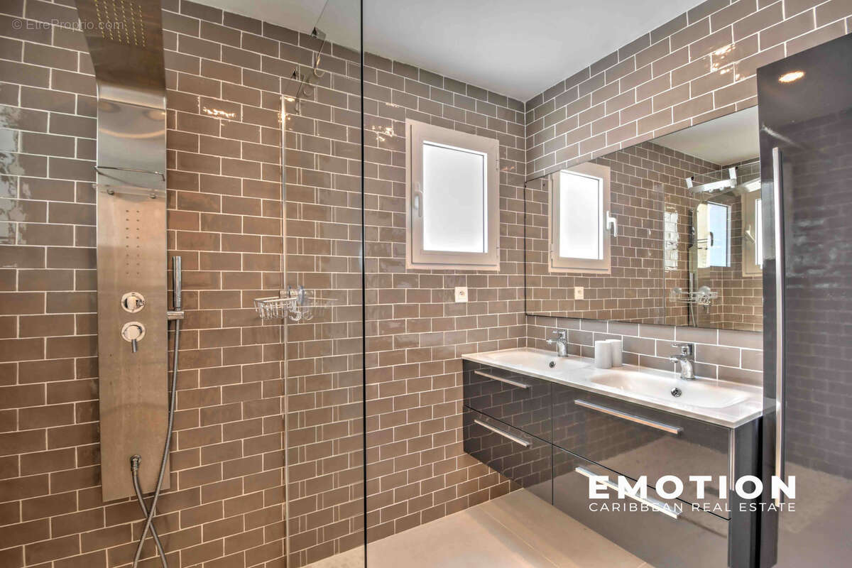 Appartement à SAINT-MARTIN