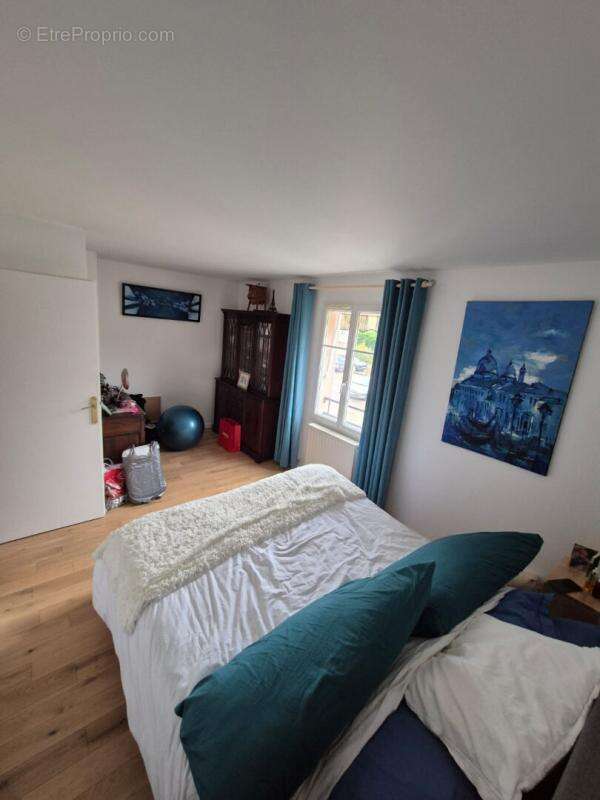 Maison à FLEURY-MEROGIS