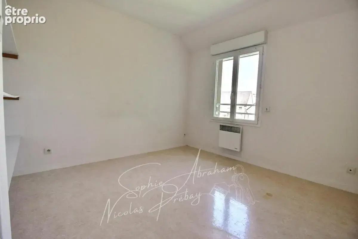 Maison avec 5 chambres, garage et jardin - photo 7