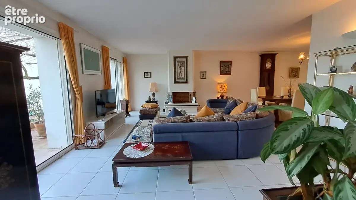 VILLA FAMILIALE D’EXCEPTION   Piscine 10×5, suite parentale XXL, garage indépendant... - photo 5