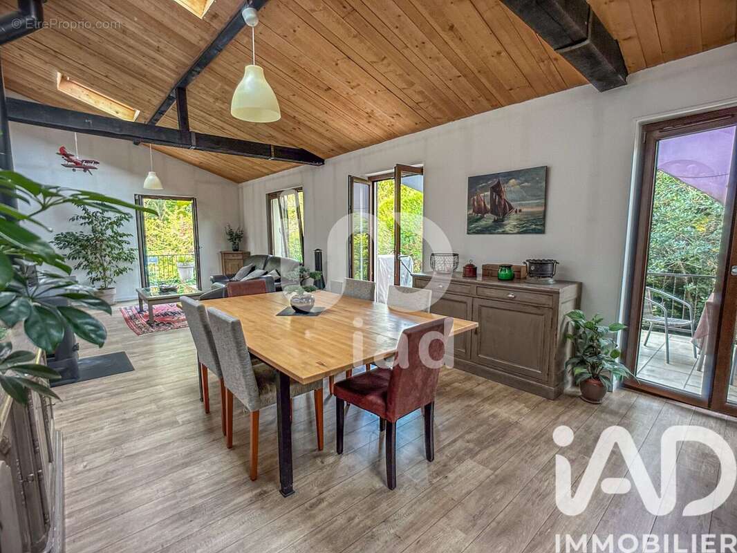 Photo 3 - Maison à COULOMMIERS