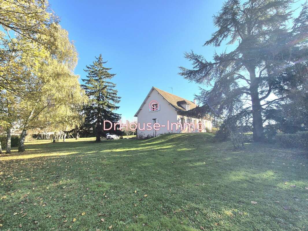 Maison à DRACY-LE-FORT