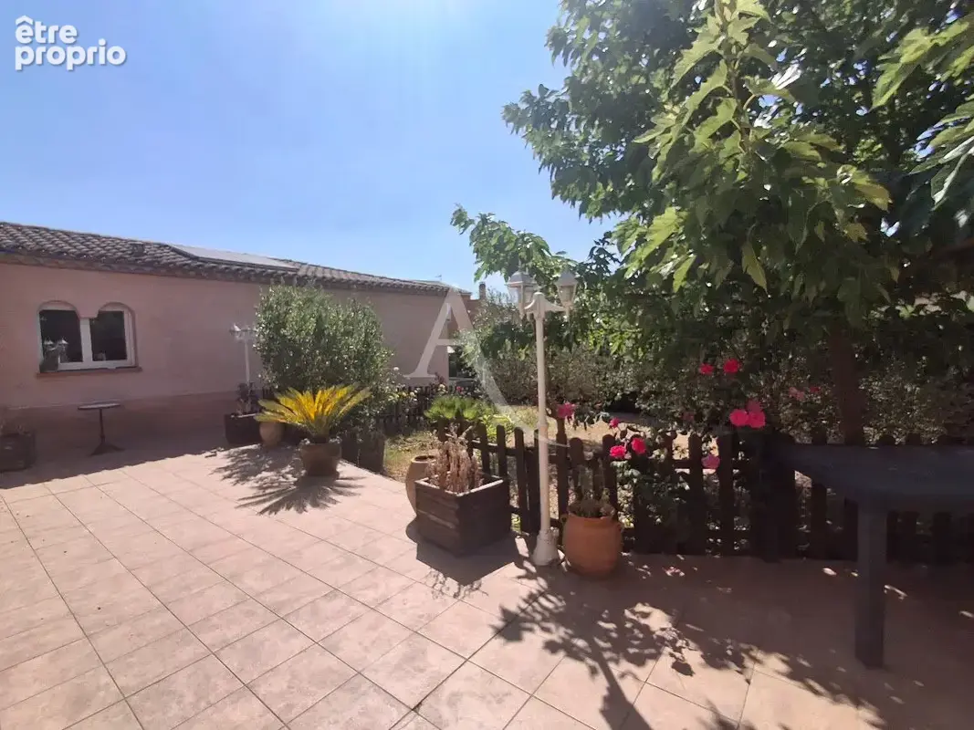 HEREPIAN Villa lumineuse de 150 m² , double garage - photo 2