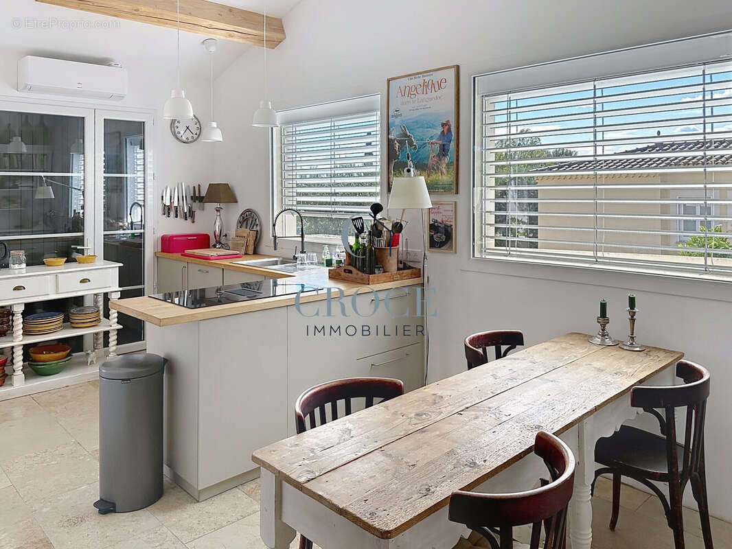 Maison 80 m² à Saint-Quentin-La-Poterie  - photo 2