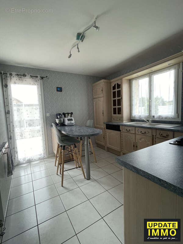 Maison à SURIAUVILLE