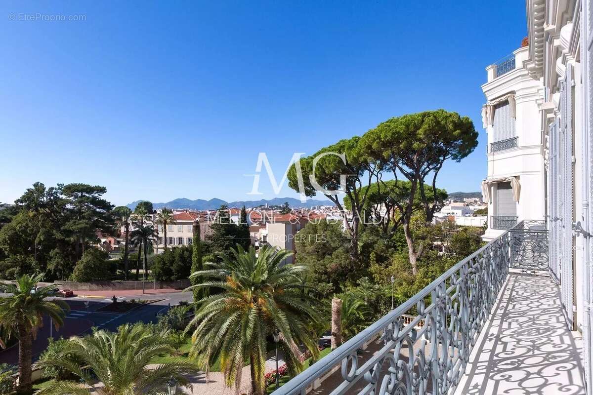 Appartement à CANNES