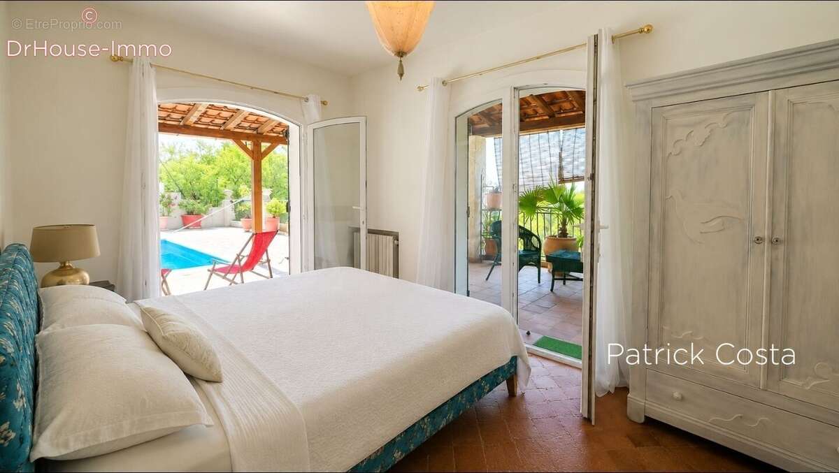 Maison 256 m² à Draguignan  - photo 7