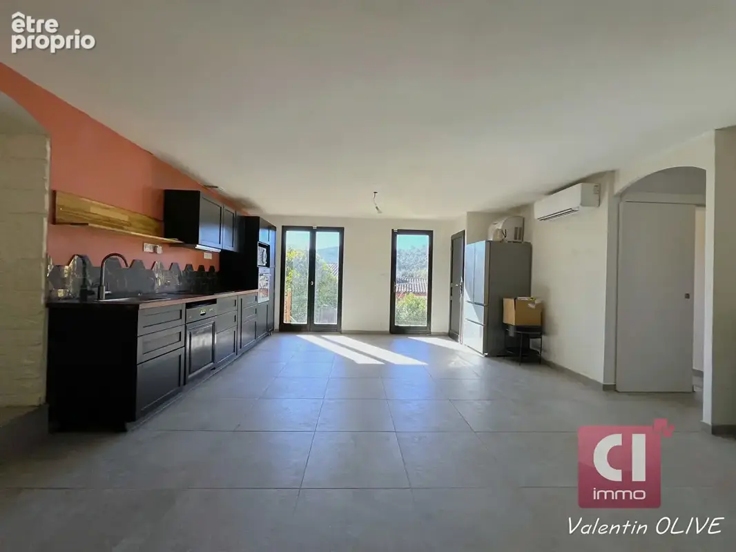 Maison Sainte Anastasie Sur Issole 4 pièces 89 m2 avec Piscine et Garage - photo 4