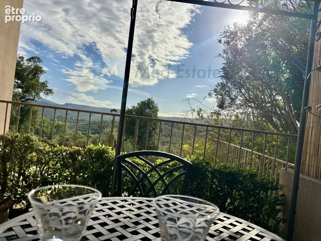 Élégante maison de village avec terrasses et vues panoramiques – Grimaud - photo 3
