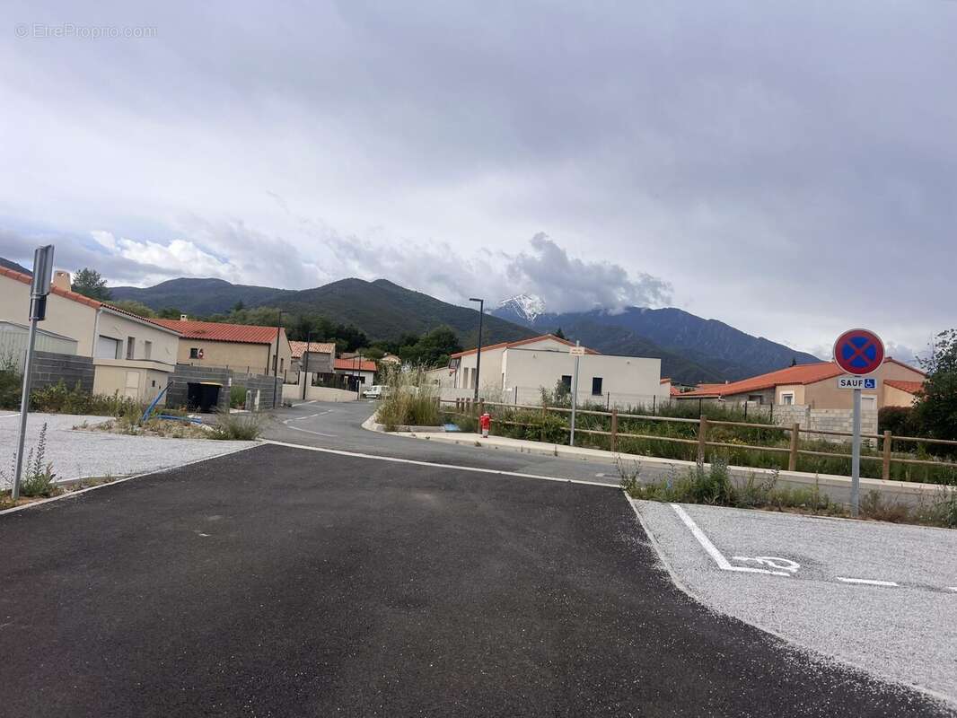 Terrain à RIGARDA