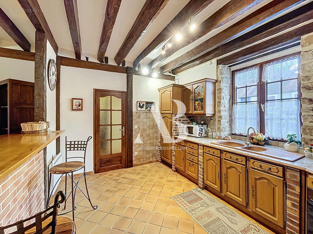 Maison à FONTENAILLES