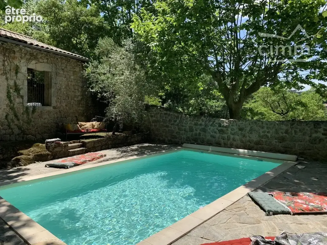 Photo Maison à Chassiers au prix de 990 000€