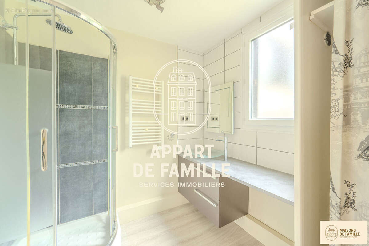 Appartement à GARCHES