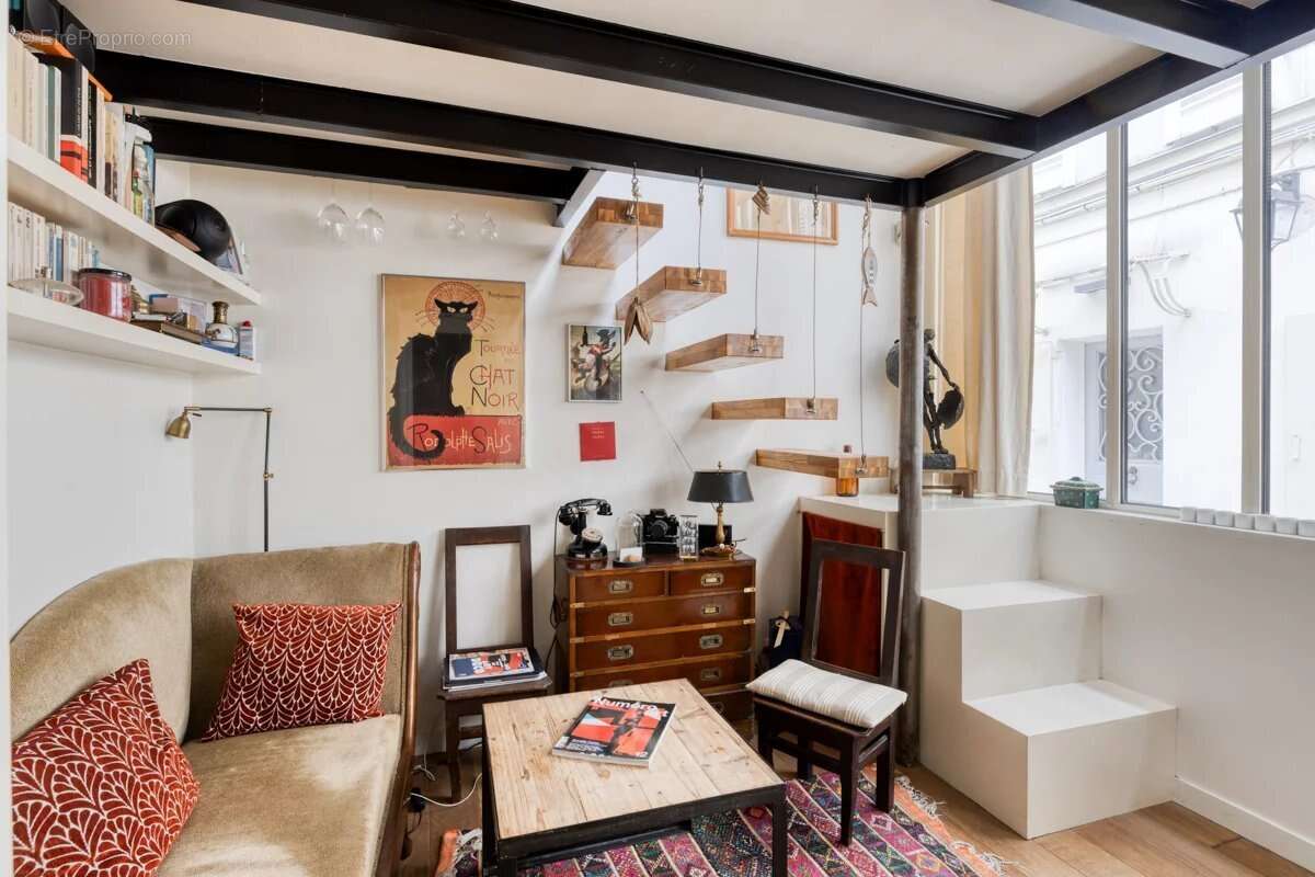 Appartement à PARIS-18E
