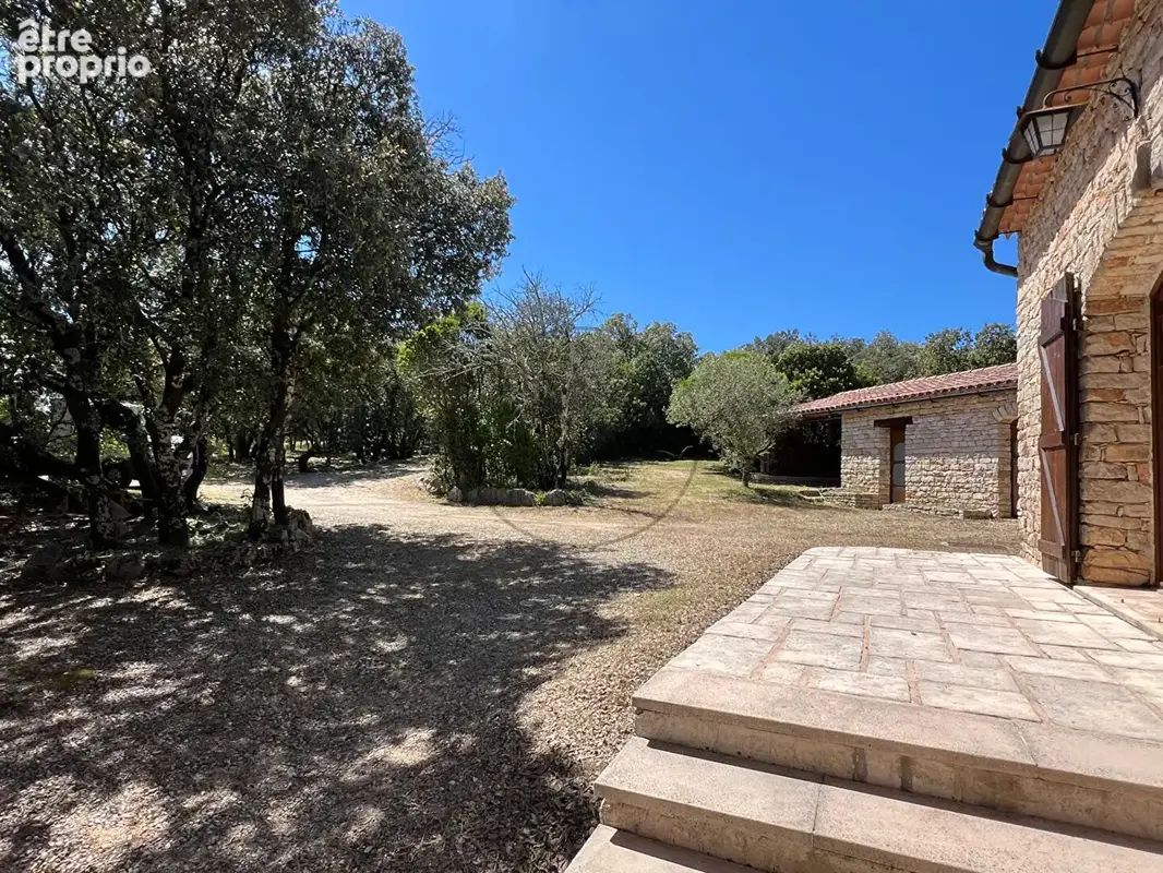 Entre Barjac et Uzès, Superbe maison en pierre avec vue panoramique - photo 14