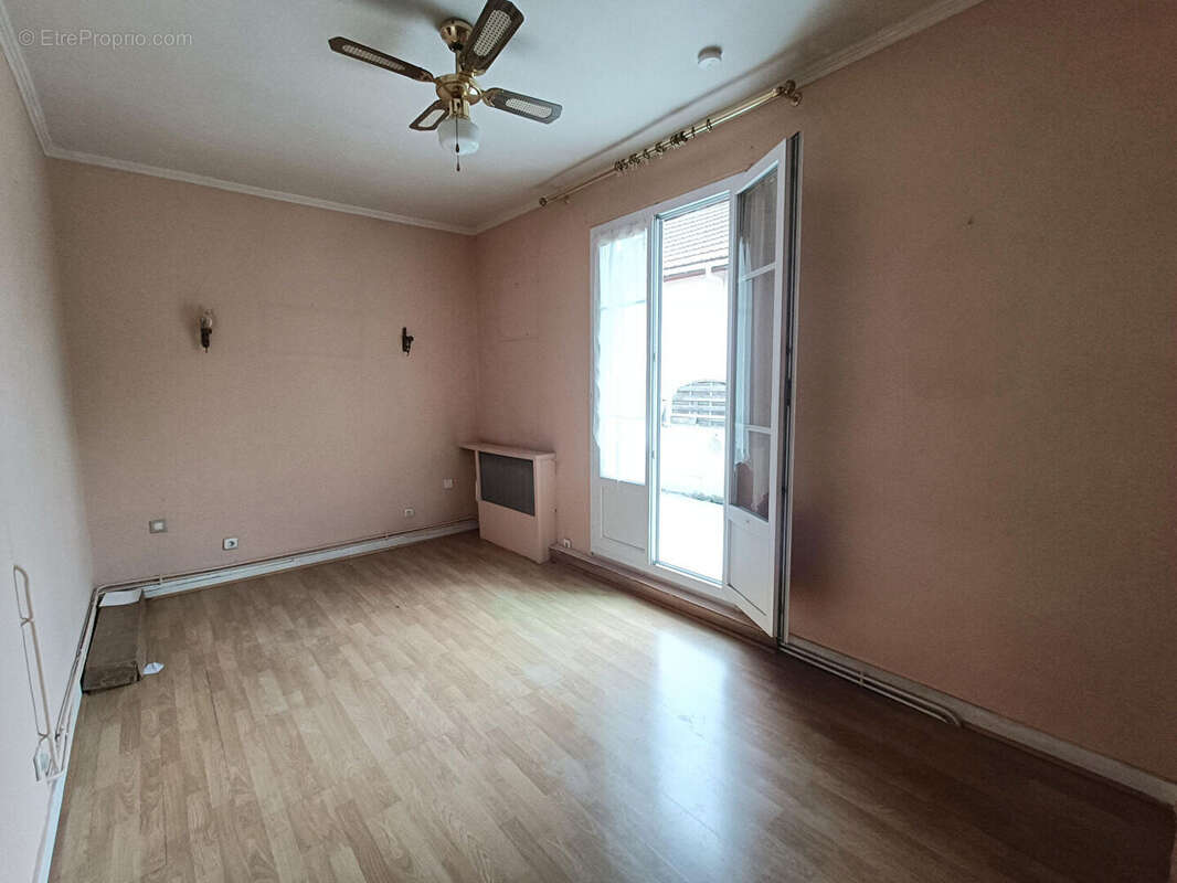 Maison à VILLEMOMBLE