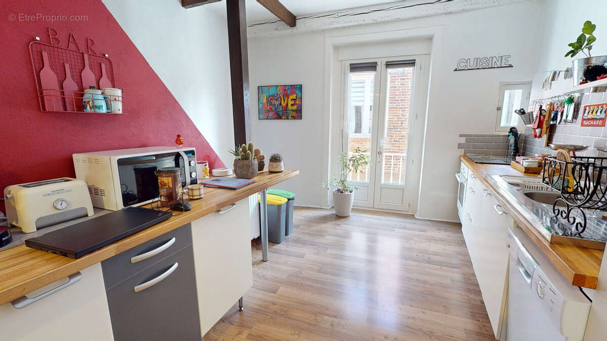 Maison à SAINT-JUST-SAINT-RAMBERT