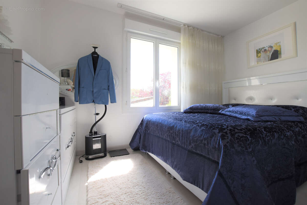 Maison à LES ESSARTS-LE-ROI