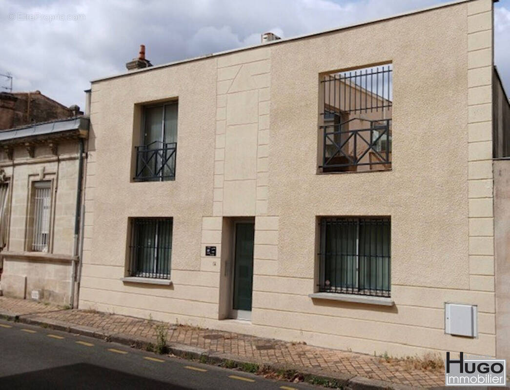Appartement à BORDEAUX