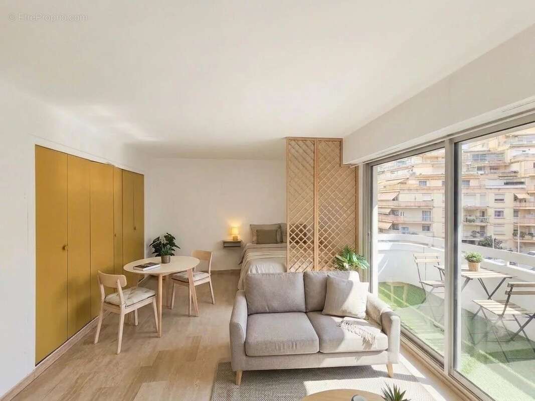 Appartement à NICE