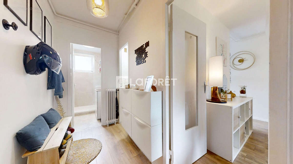 Appartement à VERSAILLES