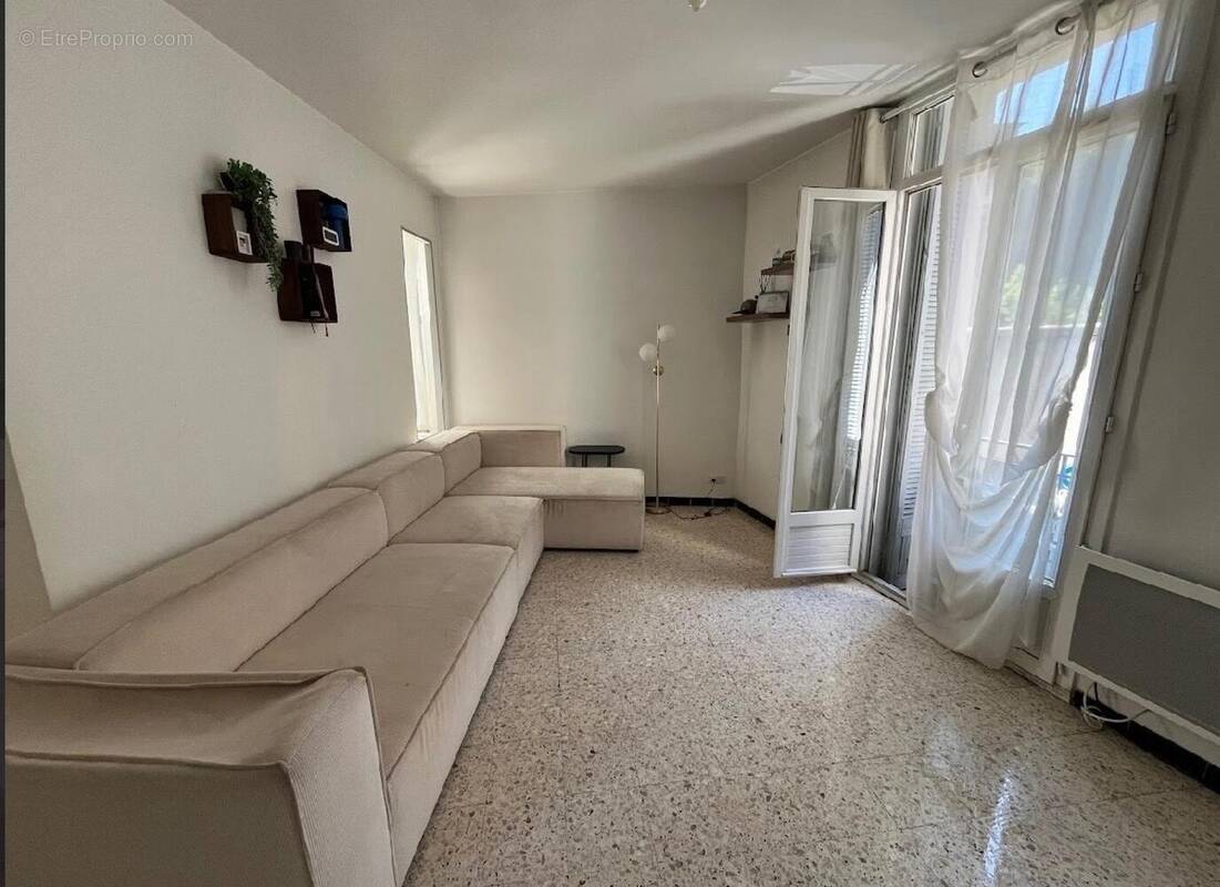 Photo 1 - Appartement à NIMES