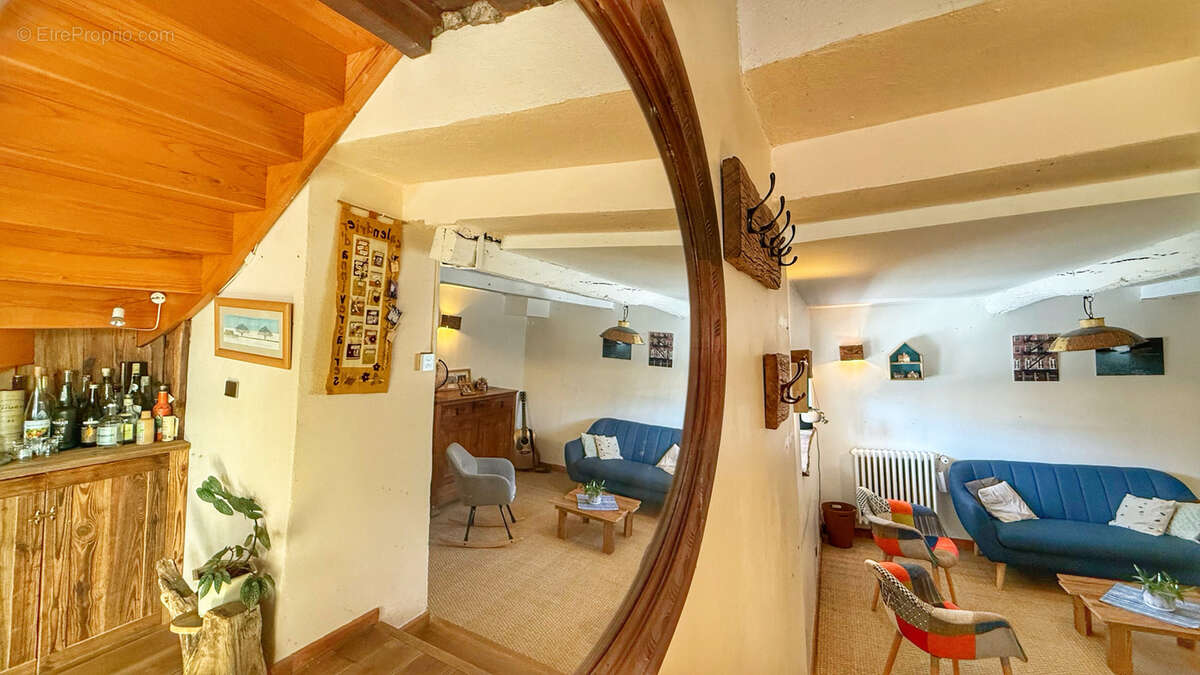 Maison à SAINT-AUPRE