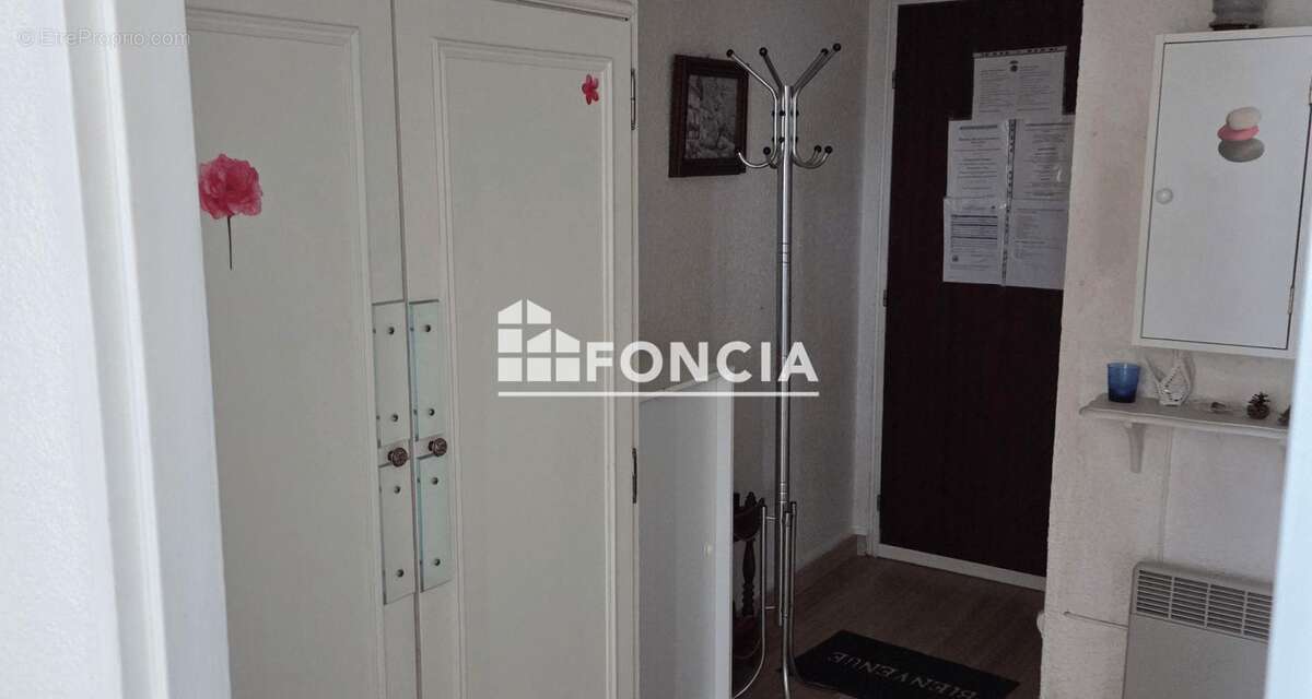 Appartement à GREOUX-LES-BAINS