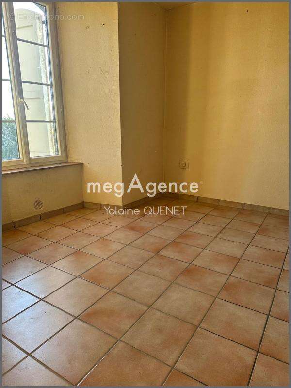 Appartement à MUR-DE-BARREZ