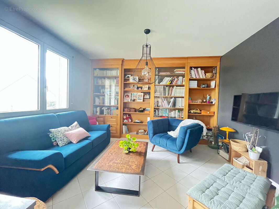 Maison à ARGENTRE-DU-PLESSIS