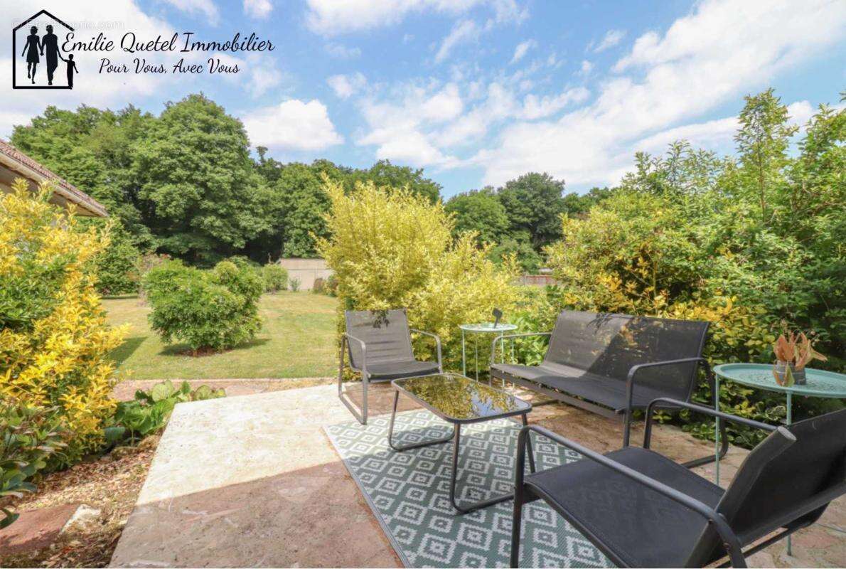 Maison à LA SAUSSAYE