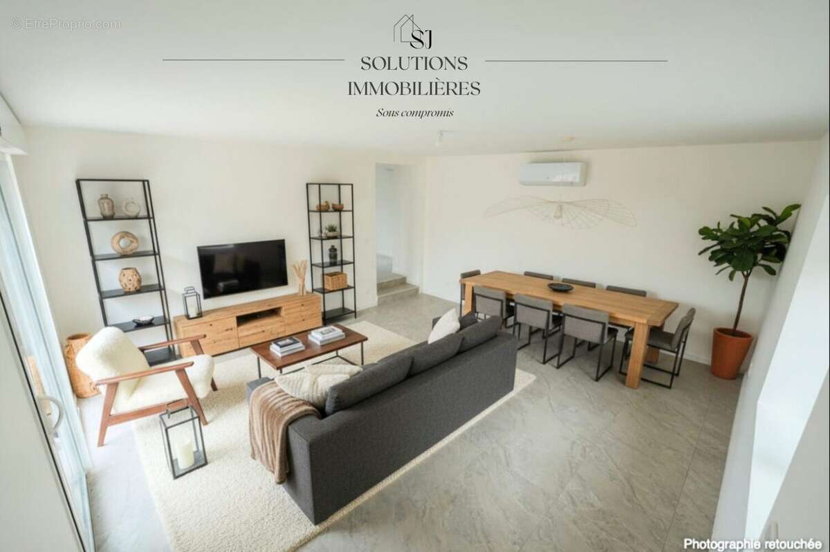 Maison à REVENTIN-VAUGRIS