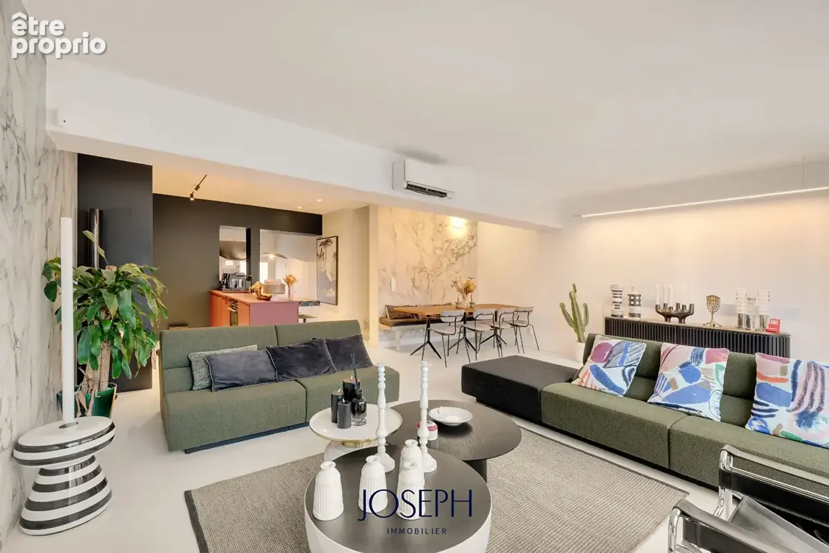 Guilhemery, contemporaine avec jardin, piscine et garage. - photo 4