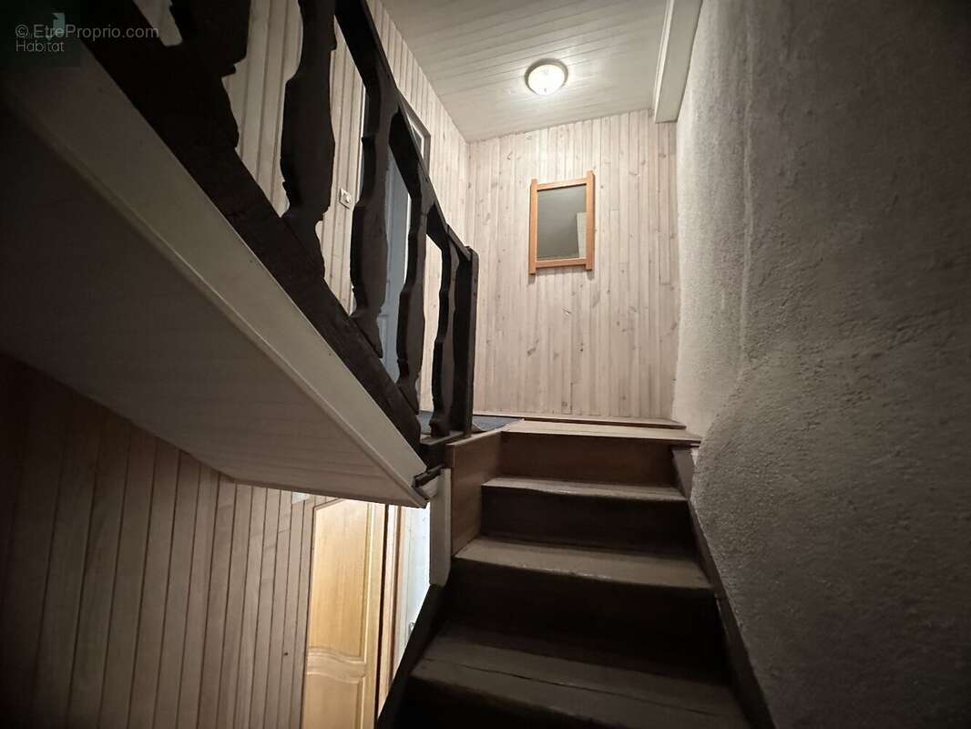 Maison à MAURS