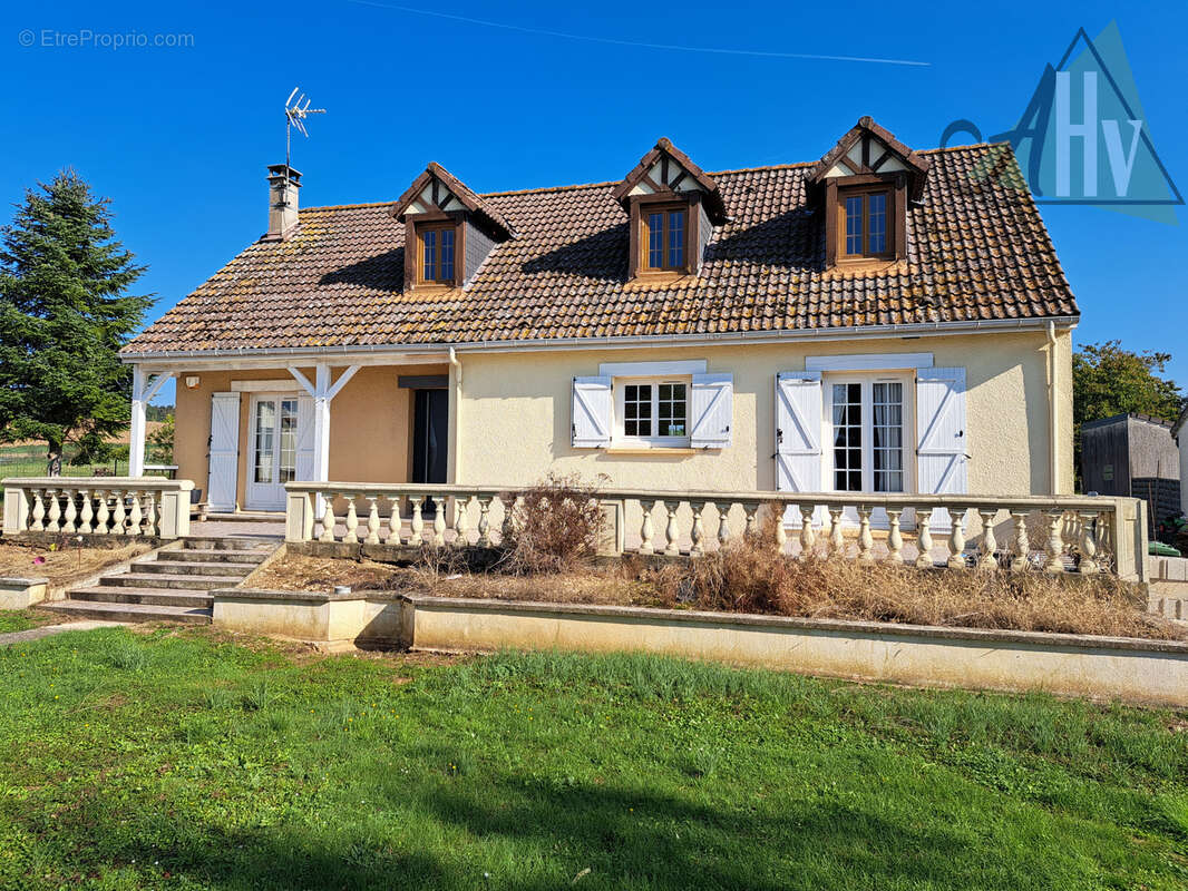 Maison à SERBONNES