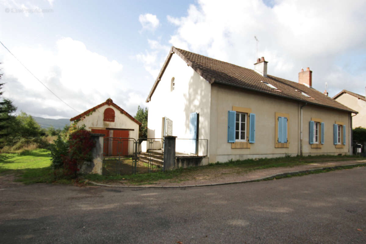 Maison à AUTUN