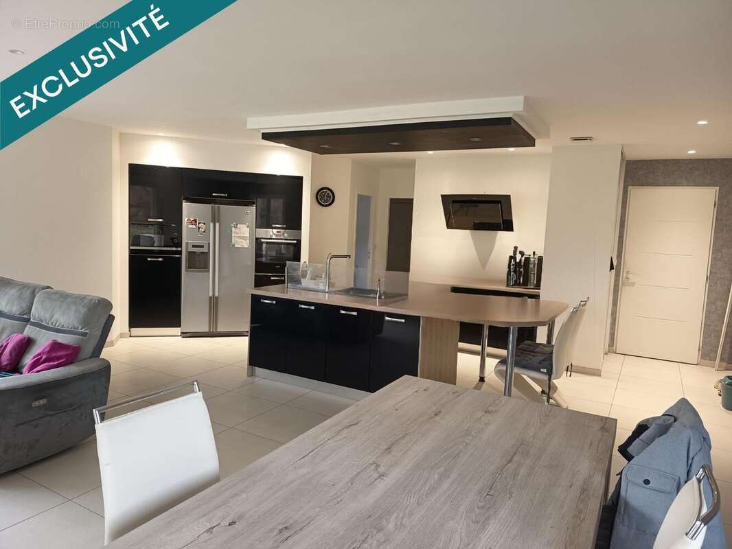 Photo 4 - Maison à AZE