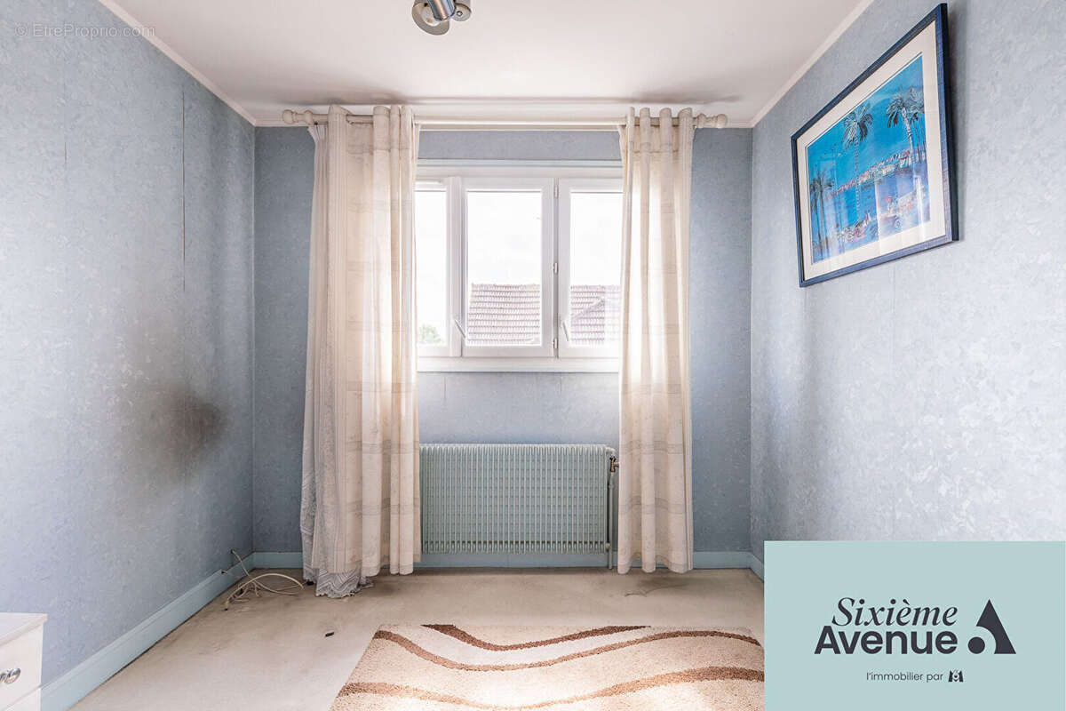 Maison à CHILLY-MAZARIN