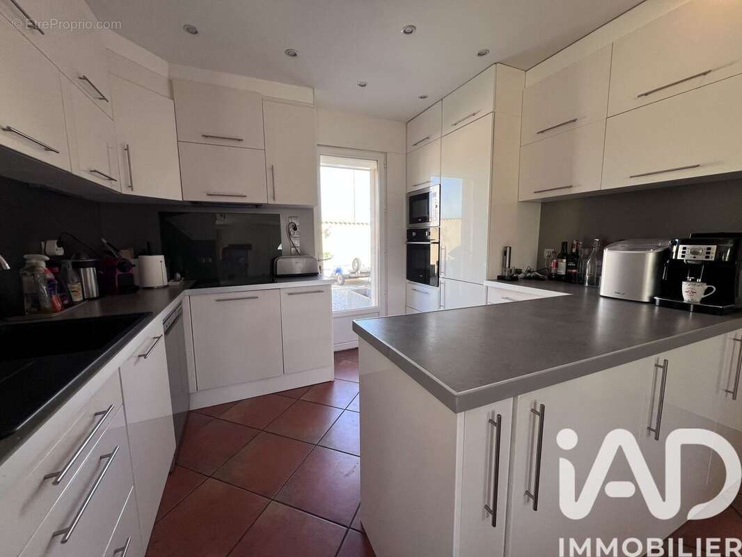 Photo 3 - Maison à LA LONDE-LES-MAURES