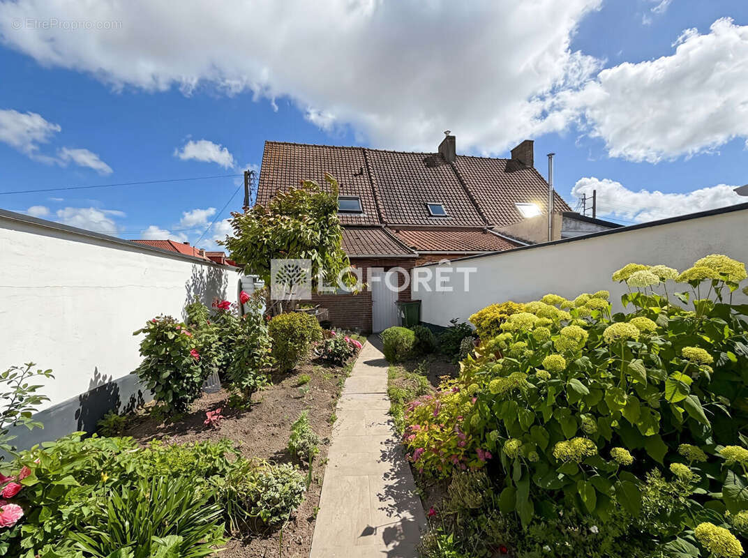Maison à CALAIS