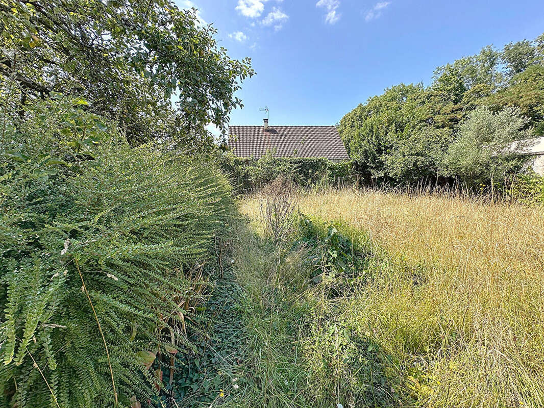 Maison à BIEVILLE-BEUVILLE