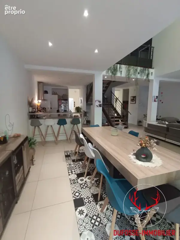 Appartement à SAINT-PAUL-EN-JAREZ