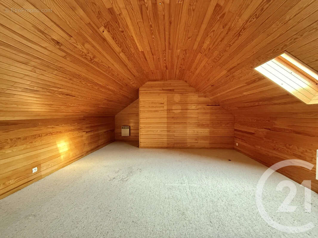 Maison à MONTBEUGNY