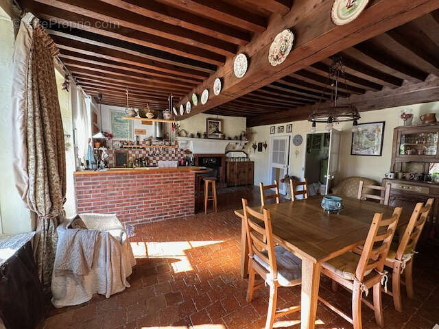 Maison à POUQUES-LORMES