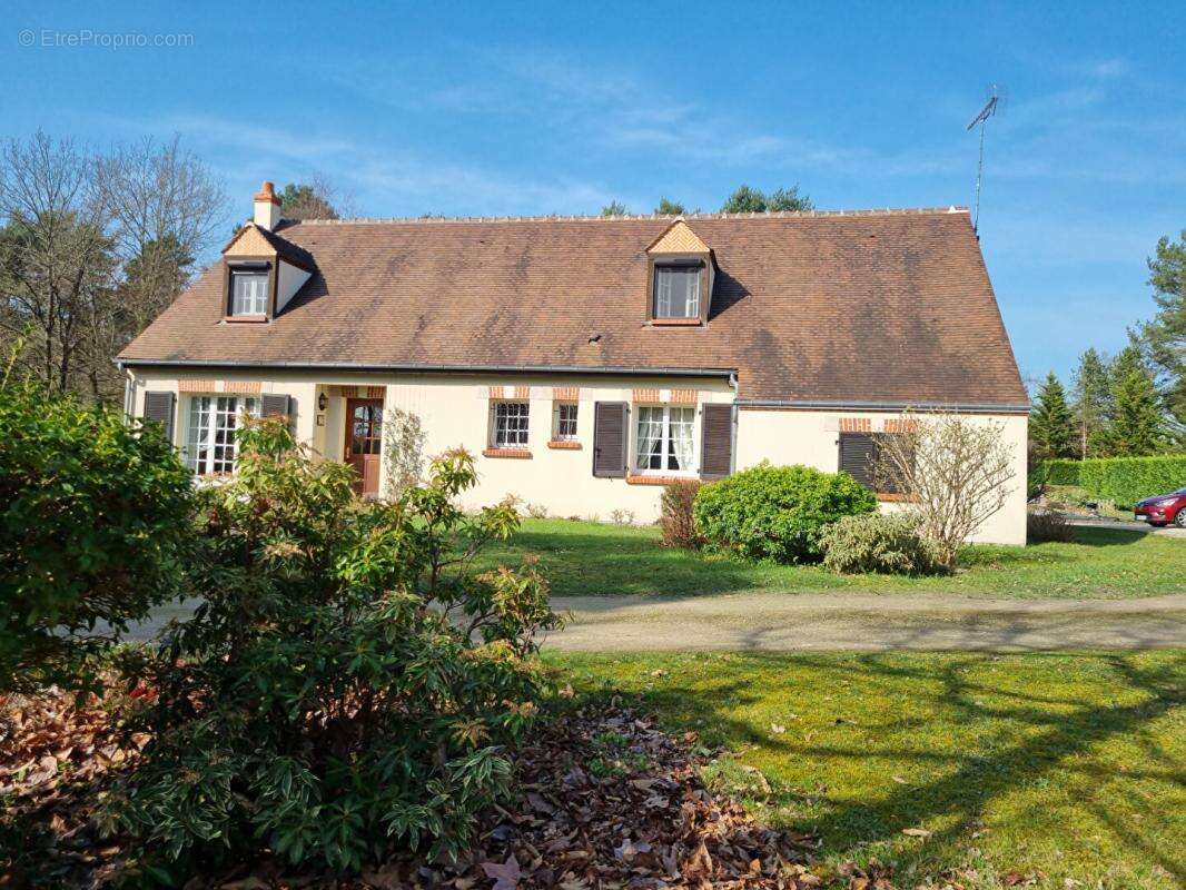 Maison à BOUZY-LA-FORET