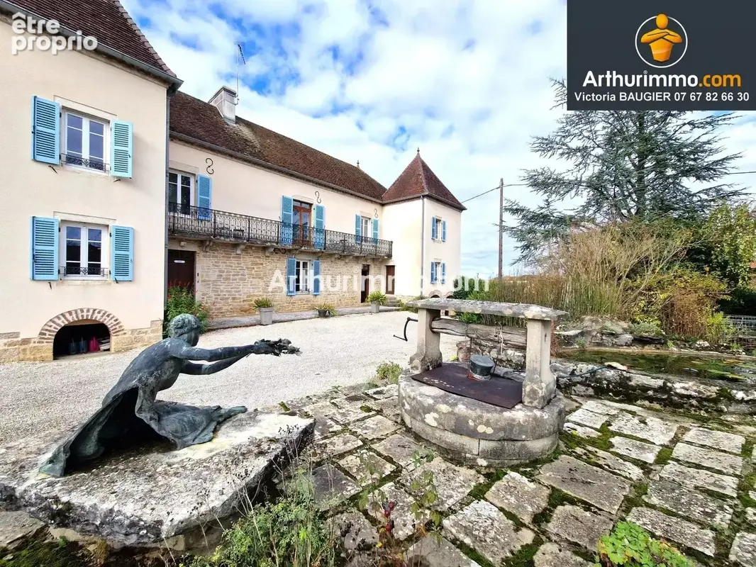 SAVIGNY-EN-REVERMONT (71), à vendre maison en pierres de prestige, 252 m², parc clos et arboré de 2 409 m². - photo 18