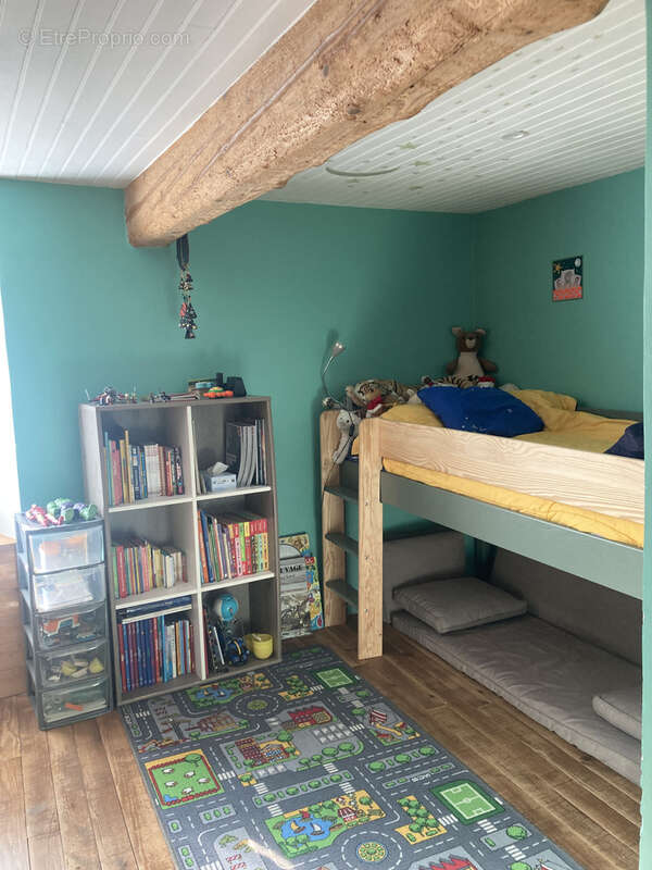 Maison à VILLARDEBELLE