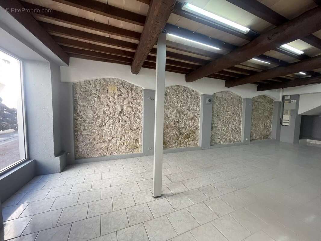 Commerce à LE CANNET