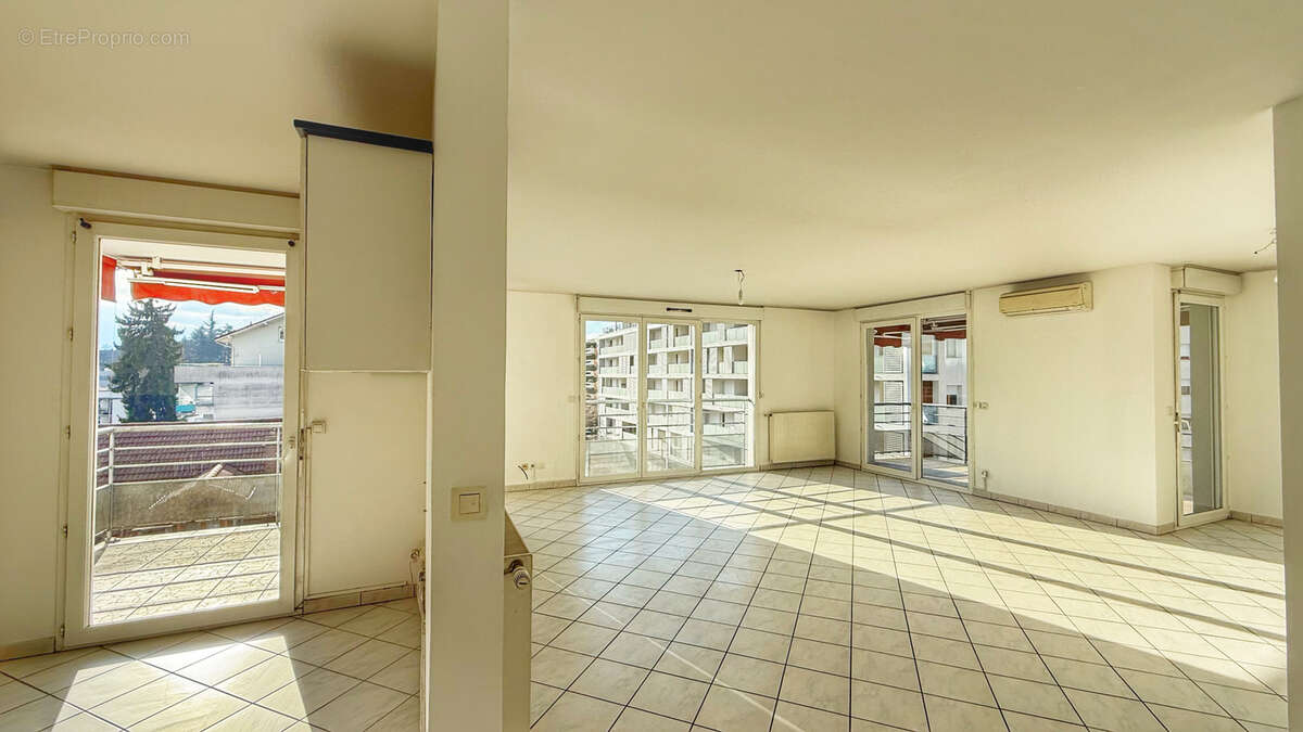 Appartement à VOIRON